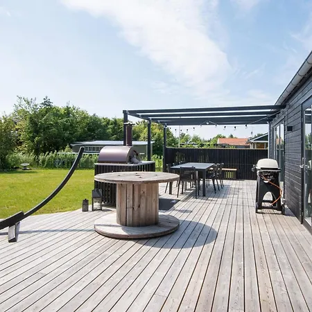 Vakantiehuis Seaside Serenity At Skaven Strand-by Traum